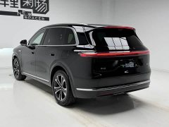 AITO Wenjie M7 extended range Max four-wheel drive version 5 seats (192-line lidar) - фото 6