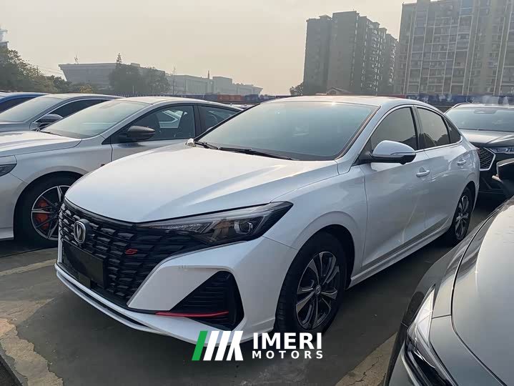 Lynk & Co EADO Enjoy Edition PLUS Blue Whale NE 1.4T GDI DCT Premium Edition - автомобиль из Китая