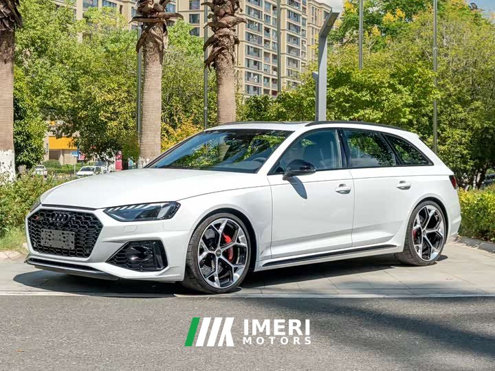 Audi RS 4 RS4 Avant combustion engine version - автомобиль из Китая
