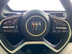 Buick GL8 Lu Zun Exclusive Edition - фото 10