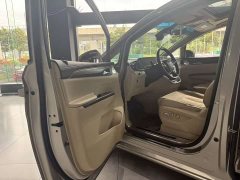 Buick GL8 ES Lu Zun 653T Exclusive Type - фото 8