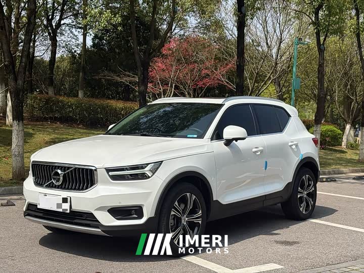 Volvo XC40 T4 four-wheel drive Zhiyuan Sport Edition