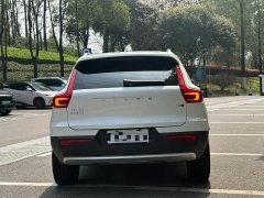 Volvo XC40 T4 four-wheel drive Zhiyuan Sport Edition - фото 9
