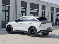 Lynk & Co Venucia V 260T Idol Edition Pro - фото 5