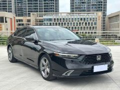 Honda Accord 260TURBO Excellence Edition - фото 3