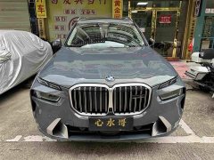 BMW X7 xDrive40i Luxury Package - фото 2