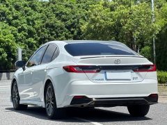 Toyota Camry Dual Engine 2.0HXS Sports Plus Edition - фото 19