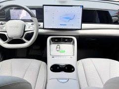 Lynk & Co Hiace 06 DM-i 205 Pilot Pro Edition - фото 5