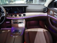 Mercedes-Benz E-Class facelift E 300 L luxury - фото 14