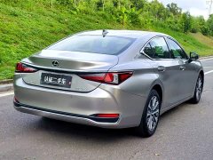Lexus ES 2023 200 Excellence Edition - фото 7