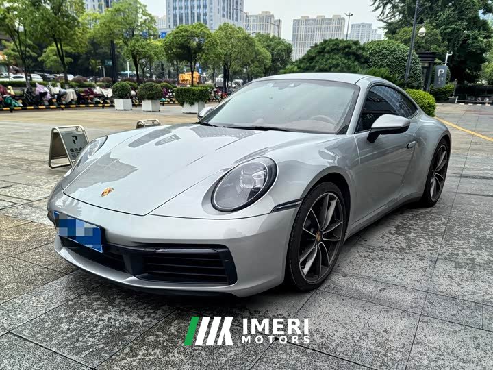 Porsche 911 Carrera 3.0T - автомобиль из Китая