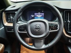 Volvo XC60 B5 four-wheel drive Zhiyuan luxury version - фото 9