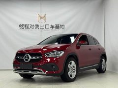 Mercedes-Benz GLA 180 - фото 1