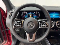 Mercedes-Benz GLA 180 - фото 12