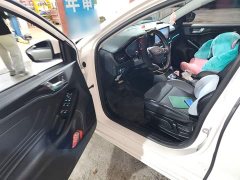 Ford Focus 2021 Hatchback EcoBoost 180 Automatic NeochaEDGE - фото 12