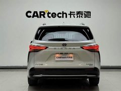 Toyota SIENNA 2.5L Hybrid Platinum Edition - фото 4