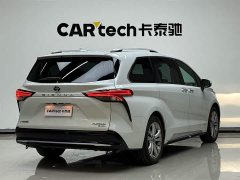 Toyota SIENNA 2.5L Hybrid Platinum Edition - фото 7