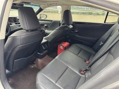 Lexus ES 2020 300h Excellence Edition - фото 9