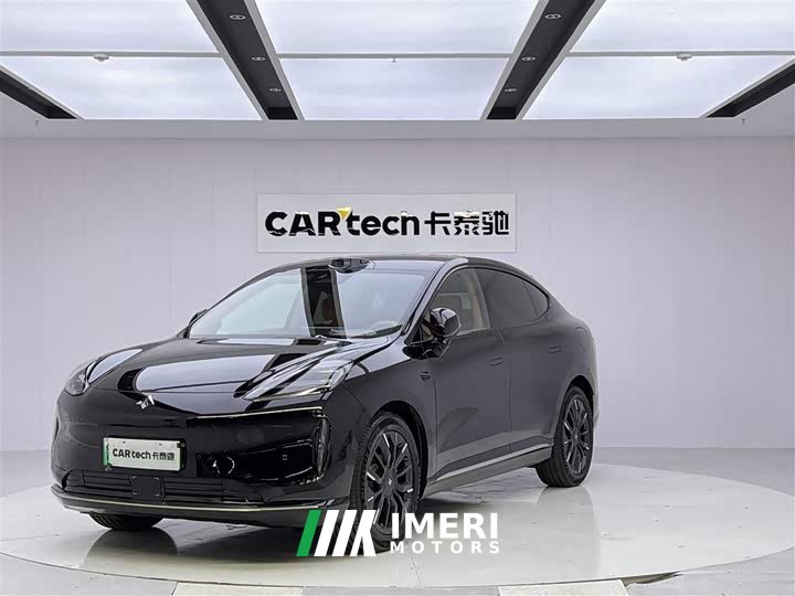 Lynk & Co Hyper HT 825 Max - автомобиль из Китая