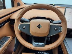 Lynk & Co Hyper HT 825 Max - фото 16