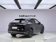 Lynk & Co Hyper HT 825 Max - фото 6