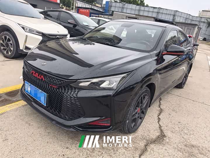 BMW Yixuan 230T automatic tiger roar version - автомобиль из Китая