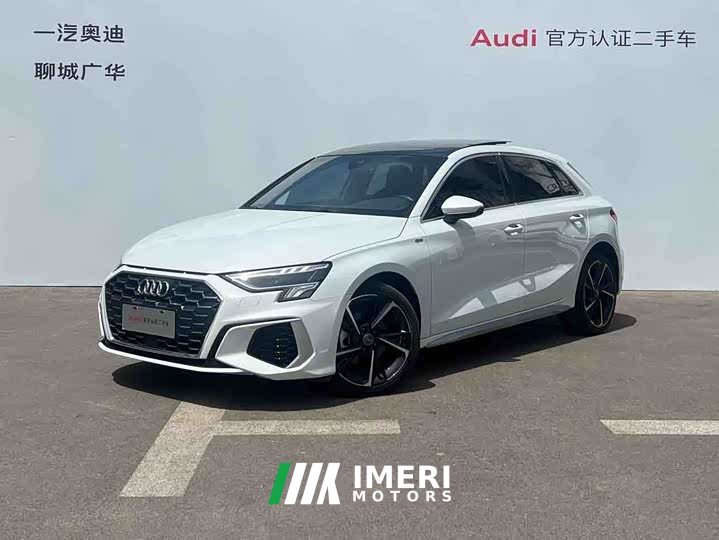 Audi A3 Sportback 35 TFSI stylish and sporty - автомобиль из Китая