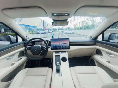 AITO Wenjie M5 extended-range rear-wheel drive standard version - фото 7