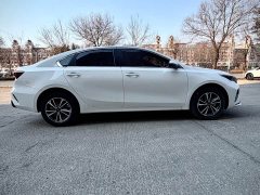 Kia K3 2023 1.5L CVT Deluxe Edition - фото 7