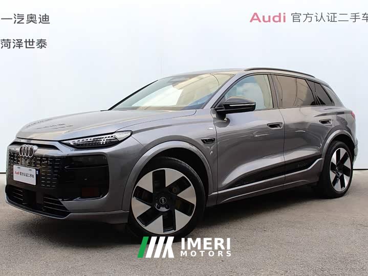 Audi Q6L e-tron 2026 first pilot version - автомобиль из Китая