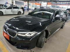 BMW 5 Series facelift 530Li exclusive M sports package - фото 1