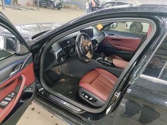 BMW 5 Series facelift 530Li exclusive M sports package - фото 6