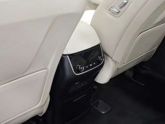 Li Auto ONE Extended-Range 6-Seater - фото 16