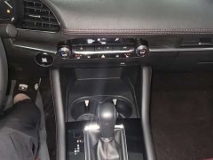 Audi Mazda3 Angkesela 2.0L Automatic Quality Obsidian Edition - фото 17