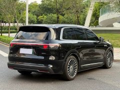AITO Wenjie M8 extended range Ultra version 53.4kWh 6-seater version (192-line lidar) - фото 7