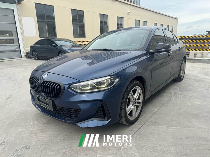 BMW 1 Series 2021 120i M Sports Night Edition - автомобиль из Китая