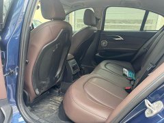 BMW 1 Series 2021 120i M Sports Night Edition - фото 4