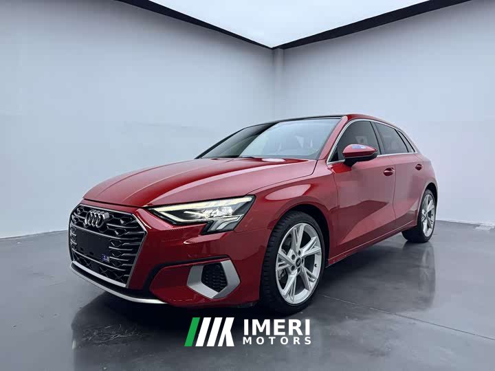 Audi A3 2022 Sportback 35 TFSI Elegant - автомобиль из Китая