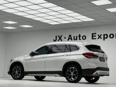 BMW X1 sDrive20Li fashionable - фото 7