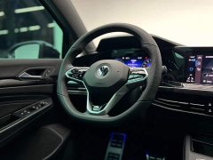Volkswagen Golf 2023 280TSI DSG R-Line Lite - фото 17