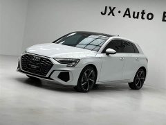 Audi A3 2023 Sportback 35 TFSI stylish and sporty - фото 1