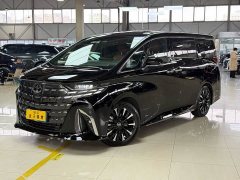 Toyota Alphard 2024 2.5L Hybrid Executive Lounge - фото 1