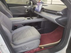 Lynk & Co Dark blue S05 2024 510Plus pure electric version - фото 13