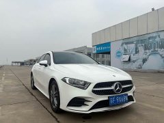 Mercedes-Benz A-Class facelift A 180 L sports sedan - фото 3