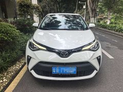 Toyota C-HR 2.0L Luxury Edition - фото 2