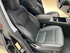 Tesla Model Y rear-wheel drive version - фото 12