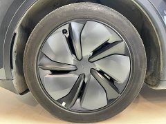 Tesla Model Y rear-wheel drive version - фото 20