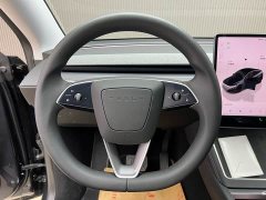 Tesla Model Y rear-wheel drive version - фото 5