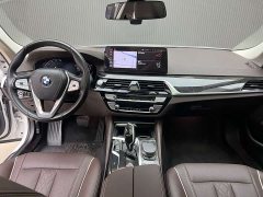 BMW 5 Series 525Li Luxury Package - фото 7