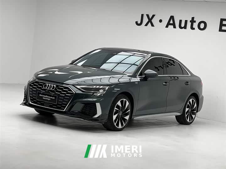 Audi A3 A3L Limousine 35 TFSI Fashion Sport - автомобиль из Китая